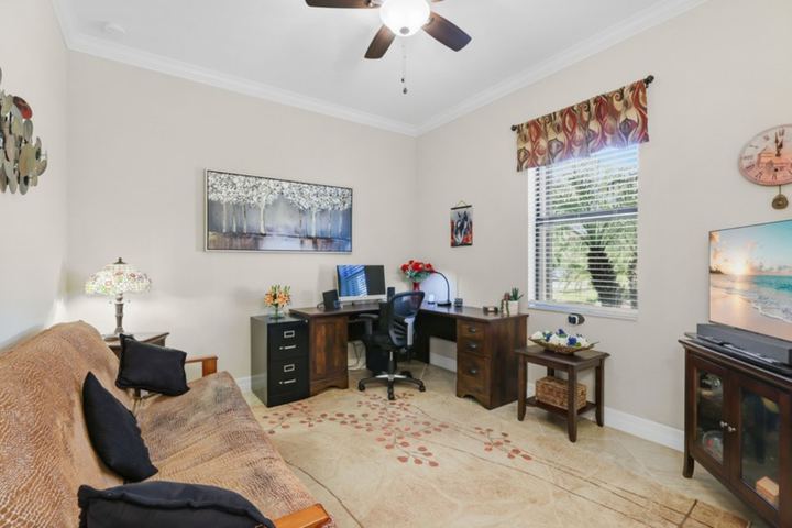 Den or office, flexible fourth bedroom